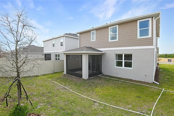 $345,106 | 156 Flag Lilly Lane, Umatilla, FL 32784