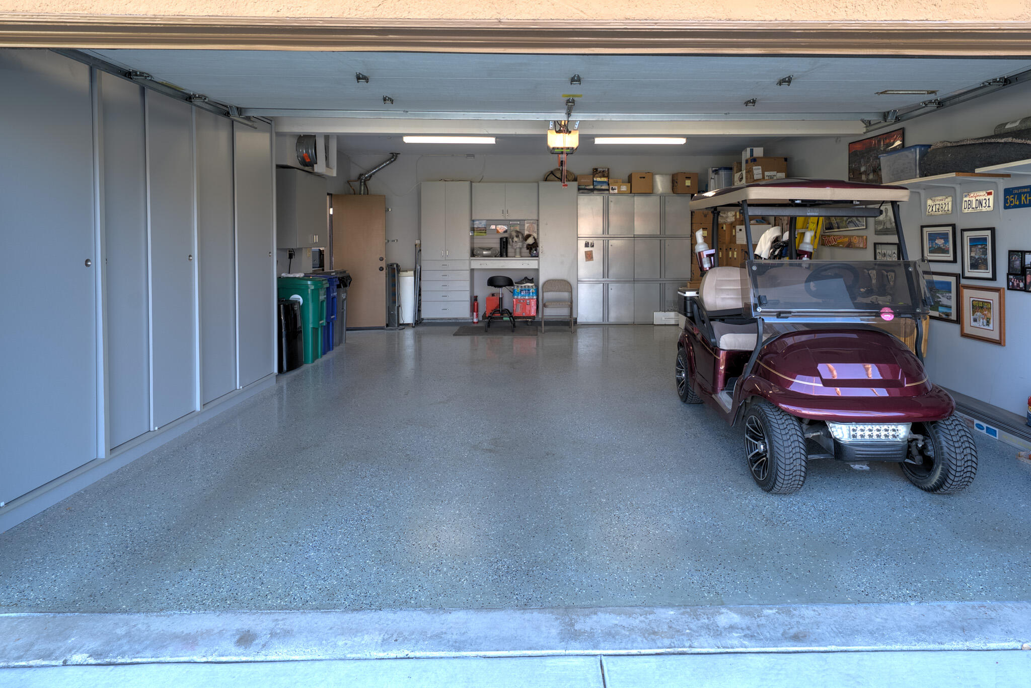 6 Sunrise Drive Rancho Mirage, CA 92270 - Photo 36 of 48 a living room with furniture and a table