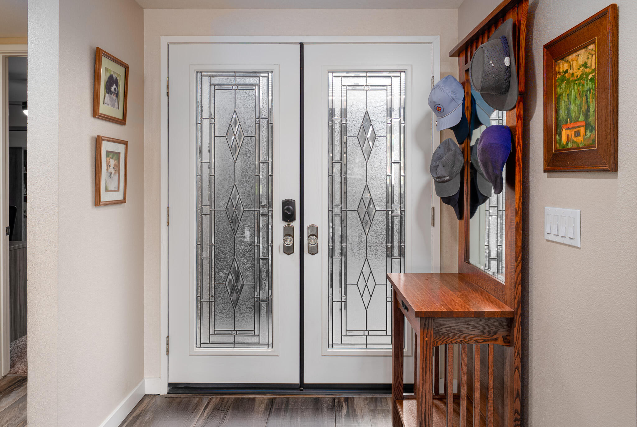 6 Sunrise Drive Rancho Mirage, CA 92270 - Photo 8 of 48 a view of hallway with shower