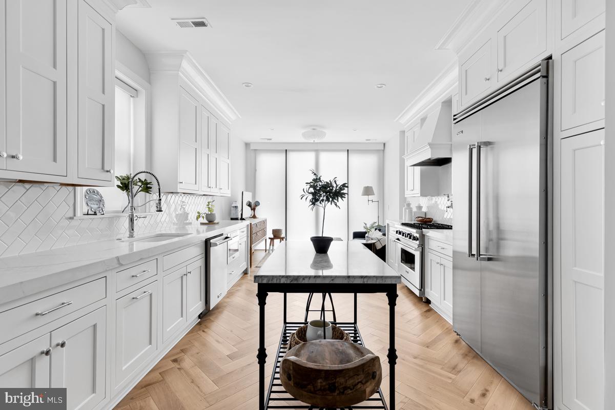 636 E Street Northeast Washington, DC 20002 - Photo 14 of 45