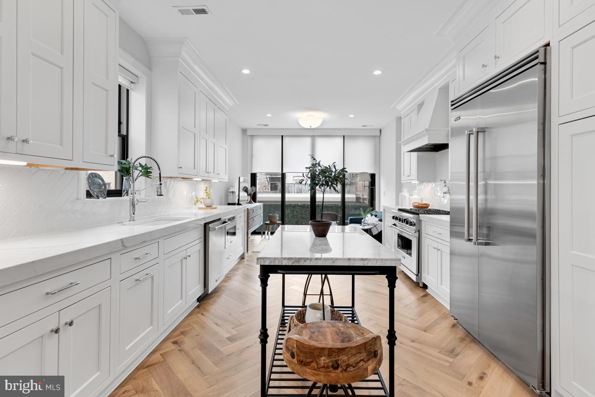 636 E Street Northeast Washington, DC 20002 - Photo 15 of 45