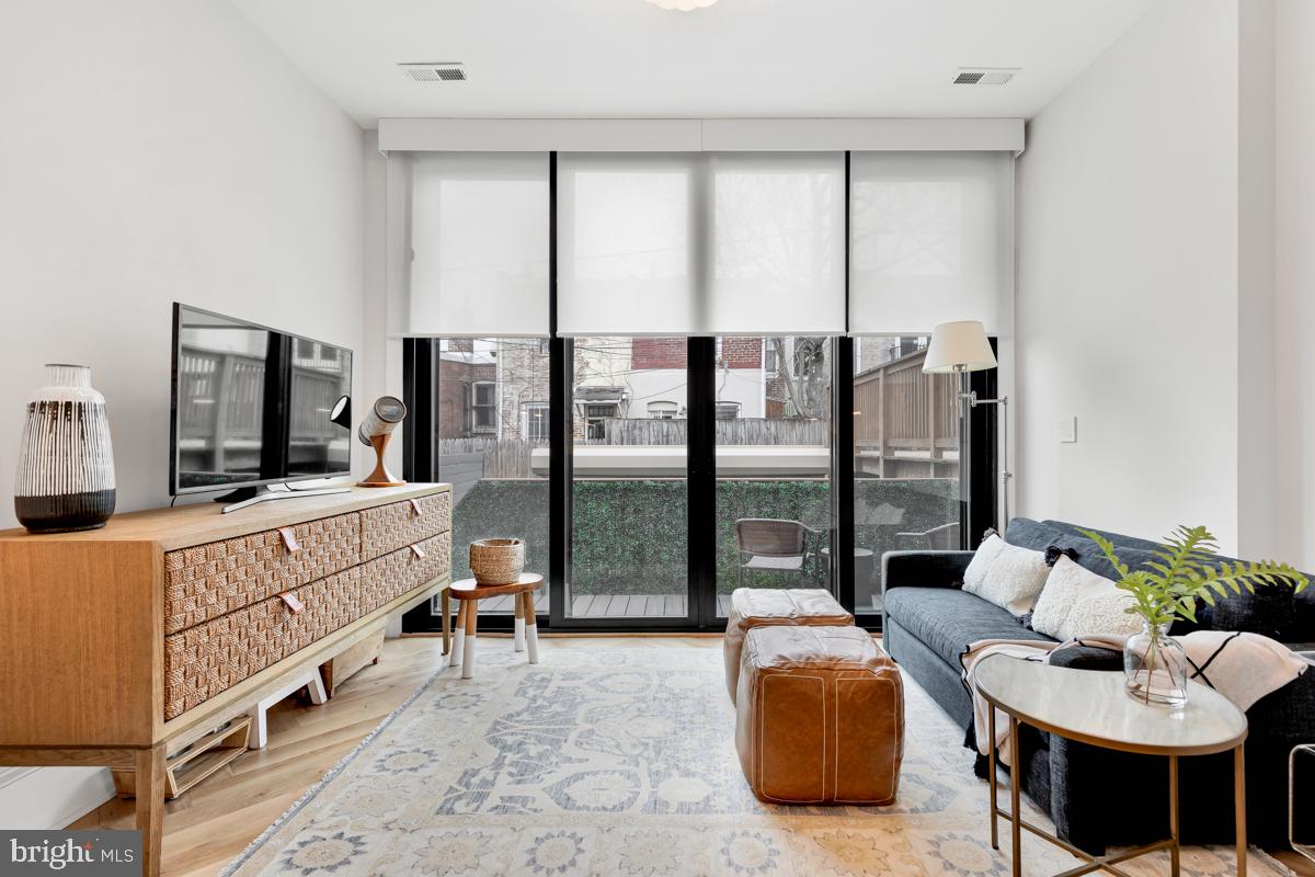 636 E Street Northeast Washington, DC 20002 - Photo 18 of 45