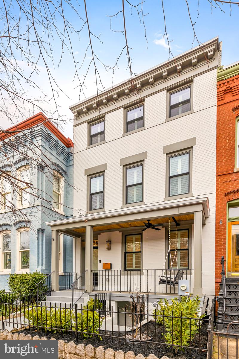 636 E Street Northeast Washington, DC 20002 - Photo 2 of 45