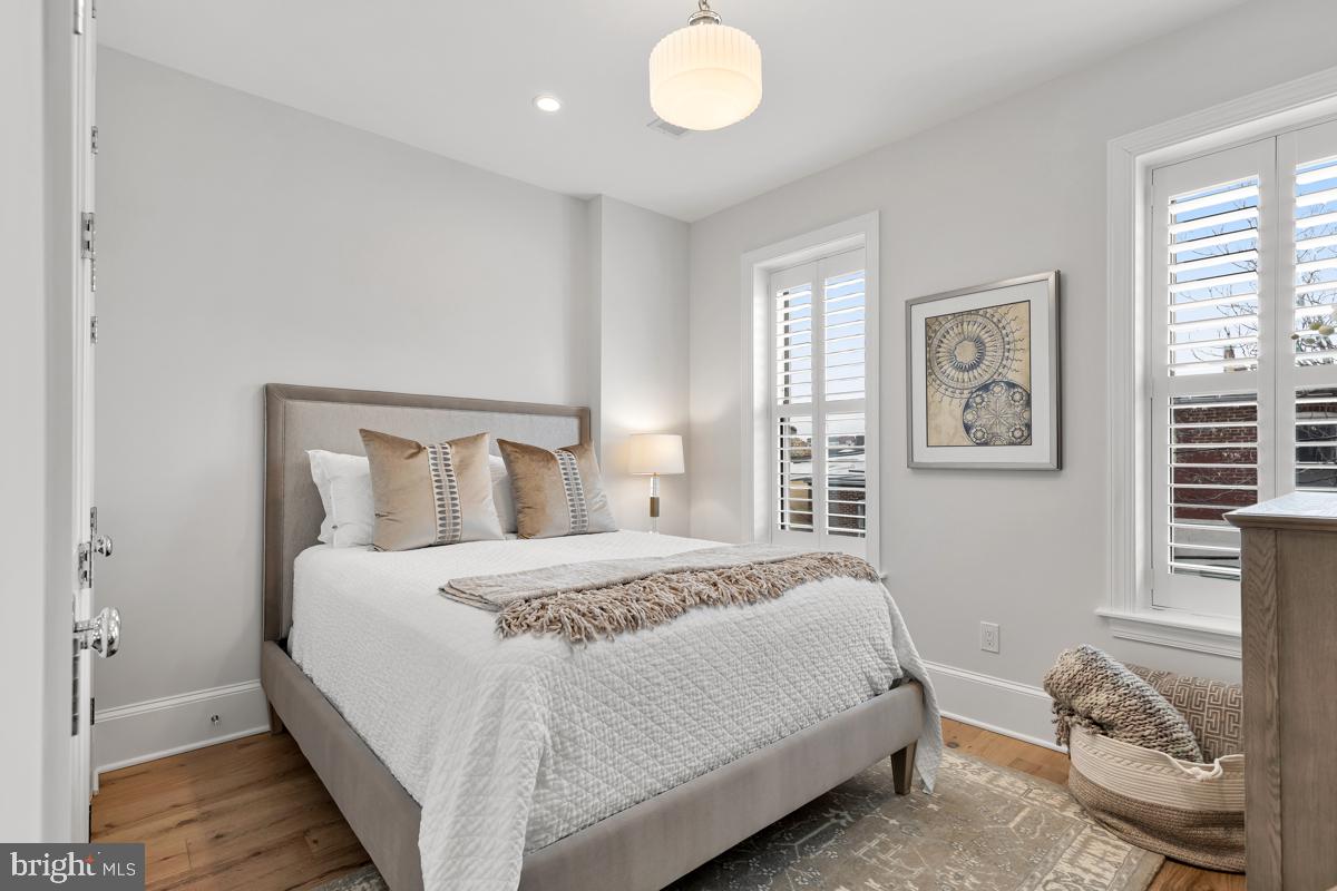 636 E Street Northeast Washington, DC 20002 - Photo 29 of 45