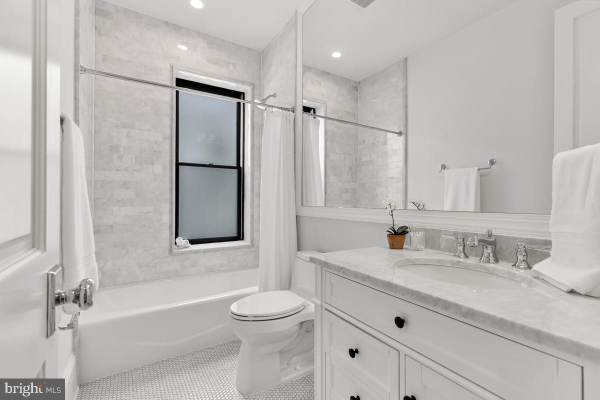 636 E Street Northeast Washington, DC 20002 - Photo 31 of 45