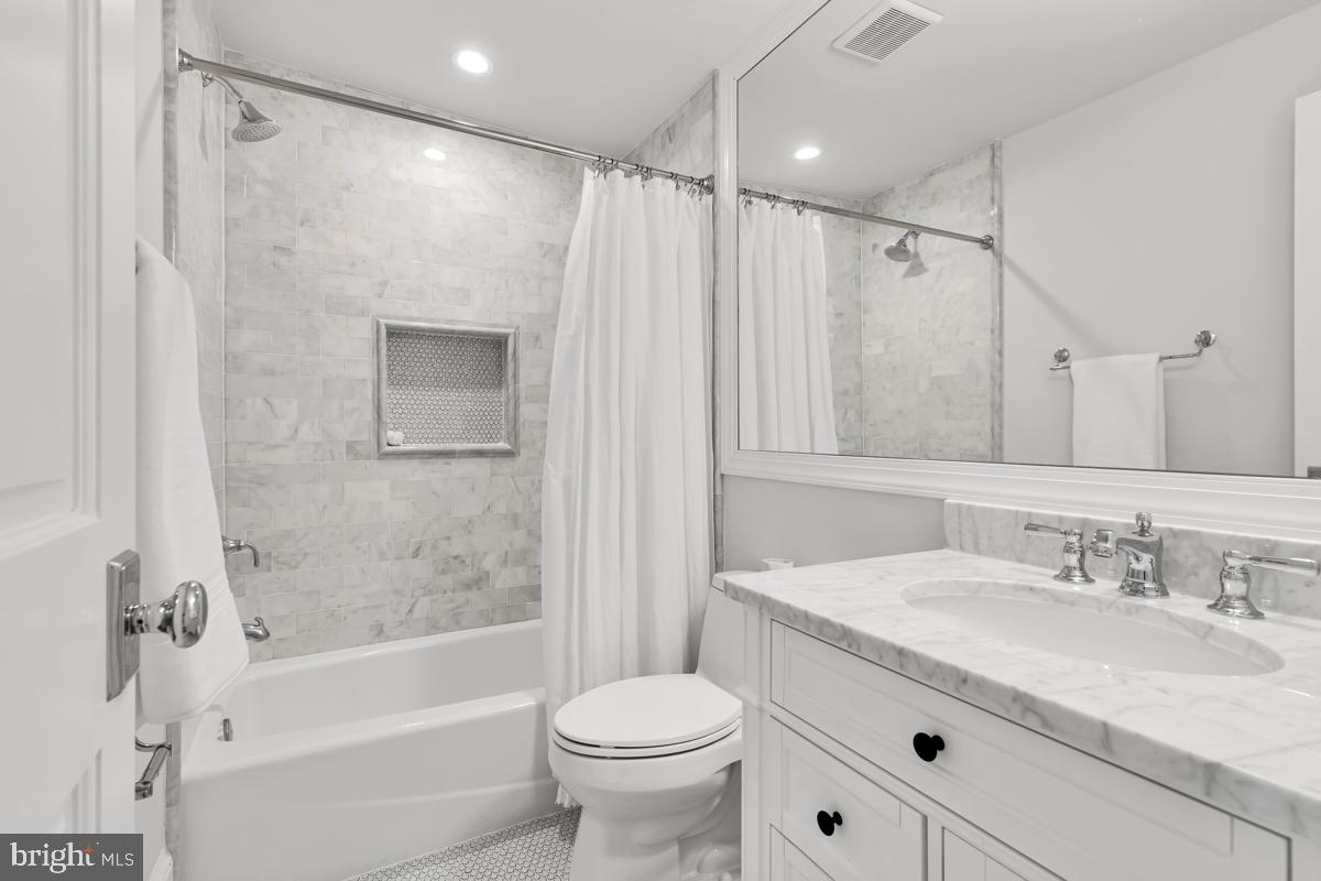 636 E Street Northeast Washington, DC 20002 - Photo 35 of 45