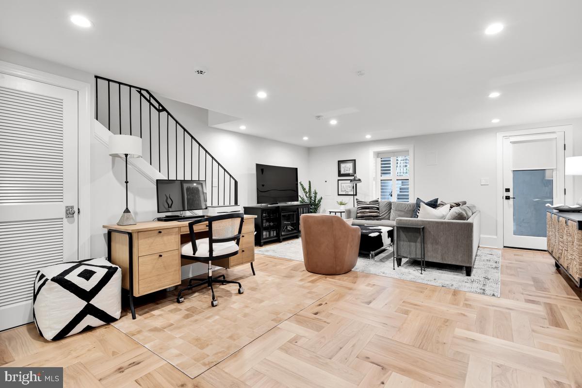 636 E Street Northeast Washington, DC 20002 - Photo 40 of 45