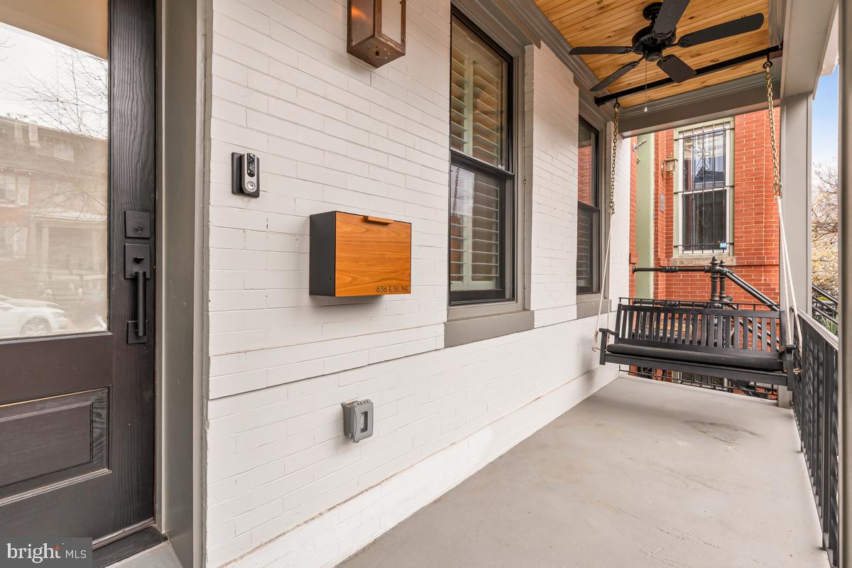 636 E Street Northeast Washington, DC 20002 - Photo 4 of 45