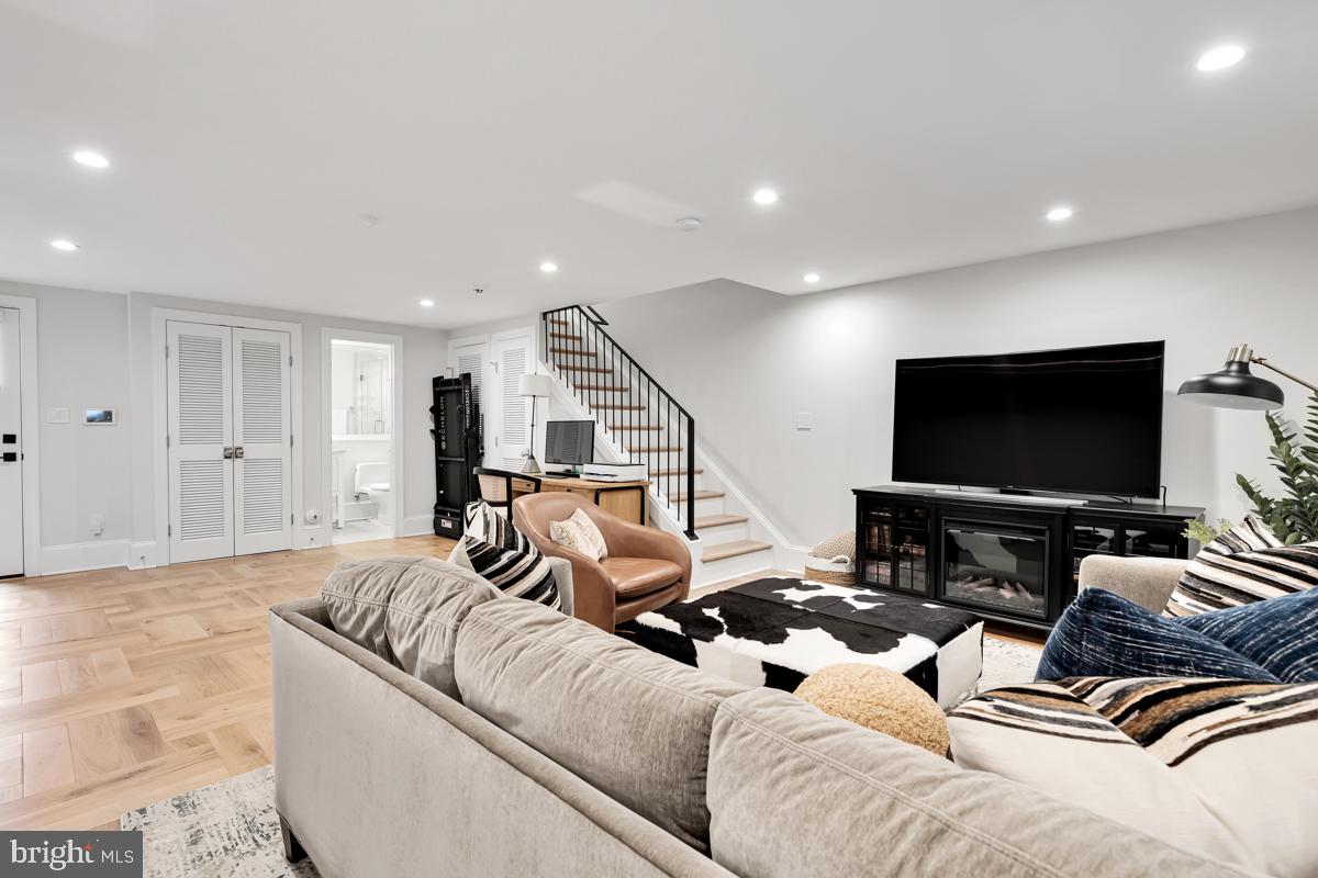 636 E Street Northeast Washington, DC 20002 - Photo 41 of 45