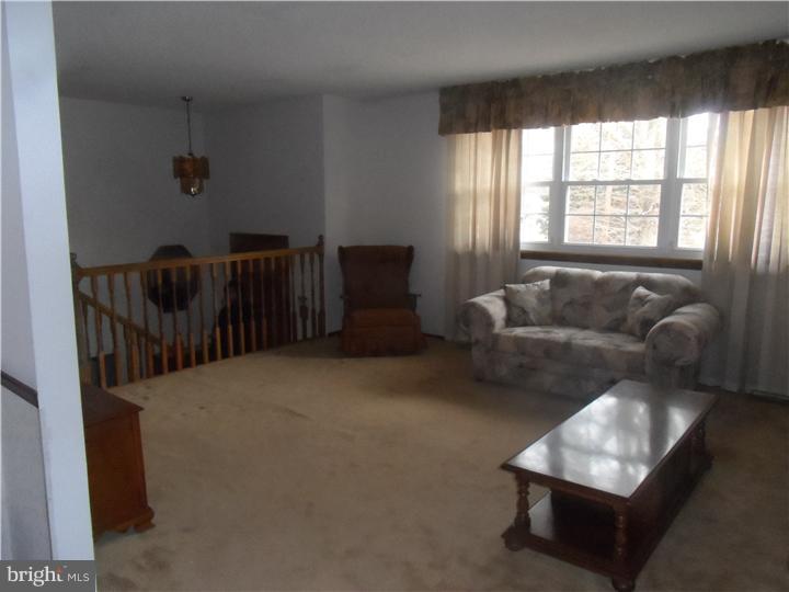 219 Sunnybrook Road Runnemede, NJ 08007 - Photo 4 of 10