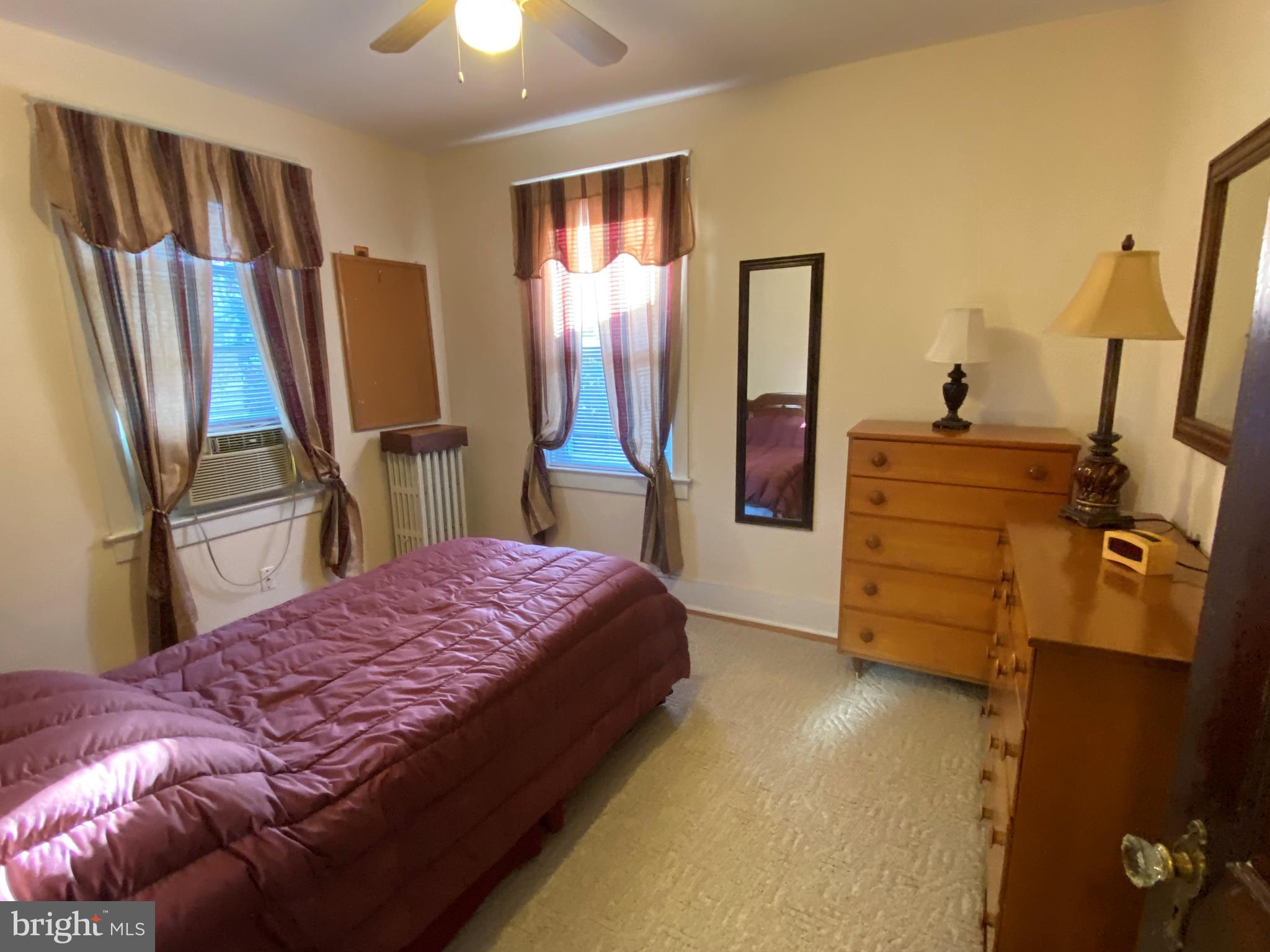 874 Pleasure Road Lancaster, PA 17601 - Photo 20 of 42 LOVELY BEDROOM 1