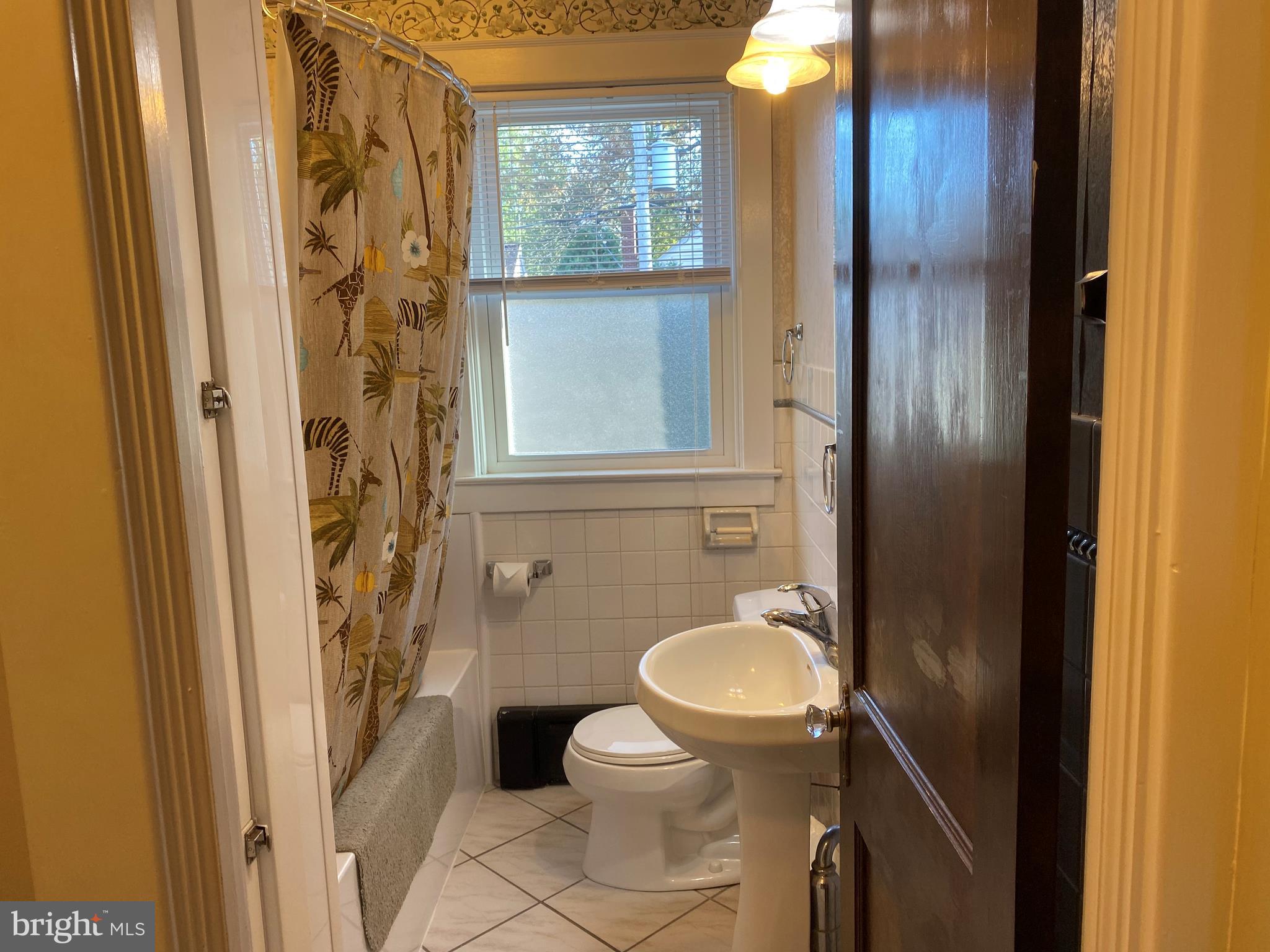 874 Pleasure Road Lancaster, PA 17601 - Photo 24 of 42 VIEW INTO MAIN BATH TOP OF STAIRS