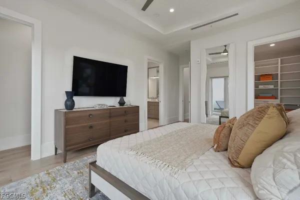 $2,300,000 | 201 8th Street South, Unit 309, Naples, FL 34102