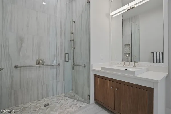 $2,300,000 | 201 8th Street South, Unit 309, Naples, FL 34102