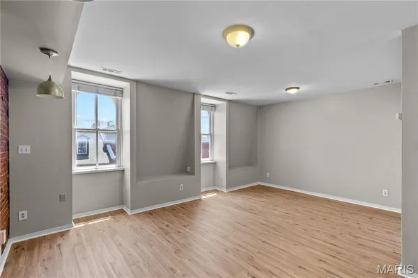 $875,000 | 1711 South 8th Street, St. Louis, MO 63104