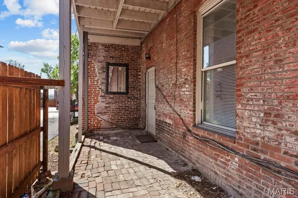 $875,000 | 1711 South 8th Street, St. Louis, MO 63104