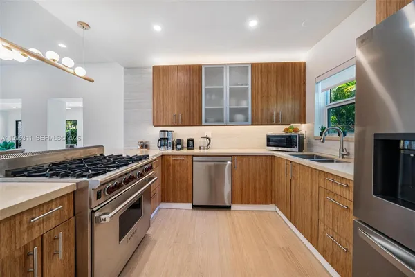$9,750 | 696 Northeast 67th Street, Miami, FL 33138
