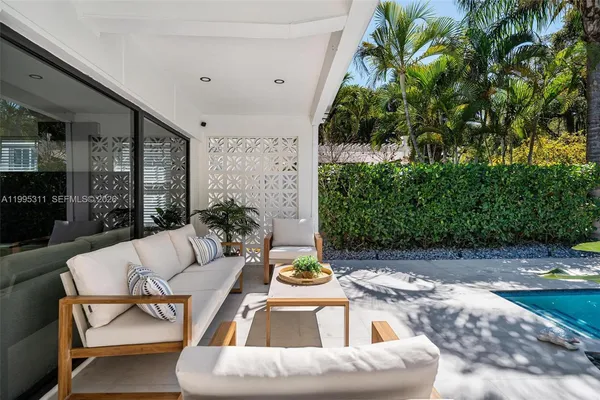 $9,750 | 696 Northeast 67th Street, Miami, FL 33138