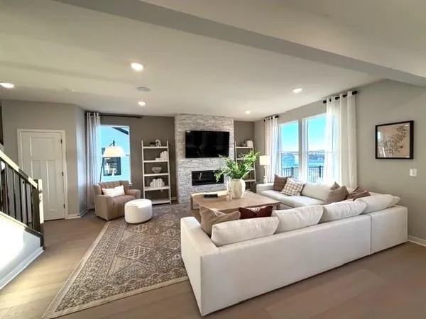 $653,590 | 1572 Norbert Lane, Shakopee, MN 55379