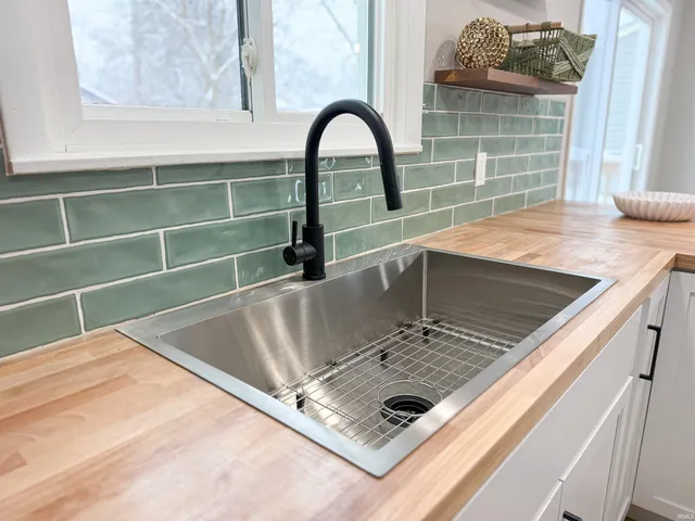 $239,900 | 1839 Renfrew Drive, South Bend, IN 46614