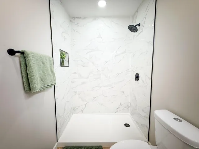 $239,900 | 1839 Renfrew Drive, South Bend, IN 46614