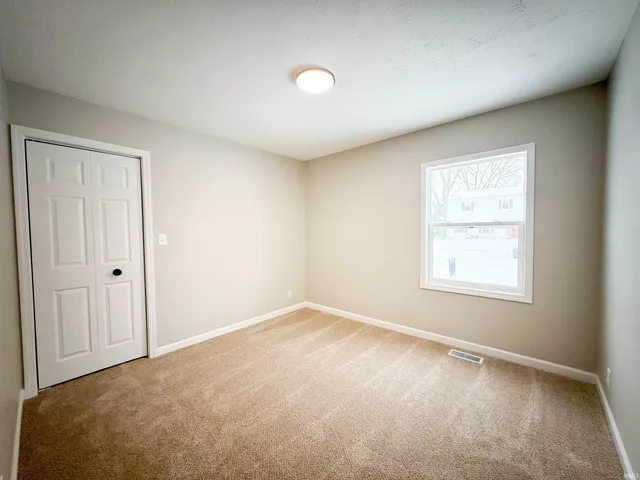 $239,900 | 1839 Renfrew Drive, South Bend, IN 46614