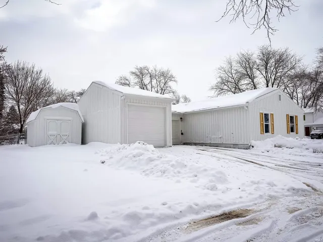 $239,900 | 1839 Renfrew Drive, South Bend, IN 46614