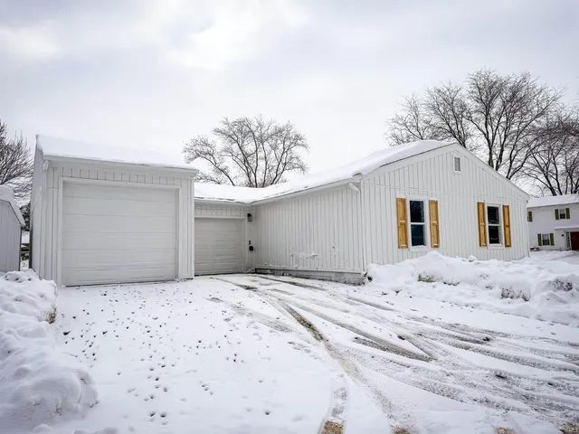 $239,900 | 1839 Renfrew Drive, South Bend, IN 46614