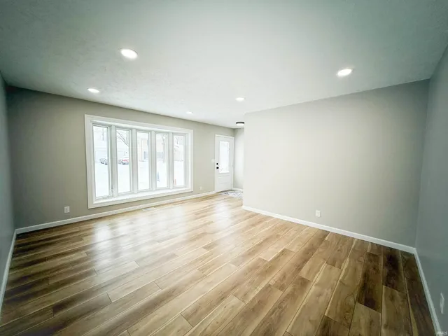 $239,900 | 1839 Renfrew Drive, South Bend, IN 46614