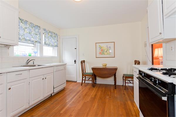 35 Ronald Road Arlington, MA 02474 - Photo 20 of 29 Gallery Image 20