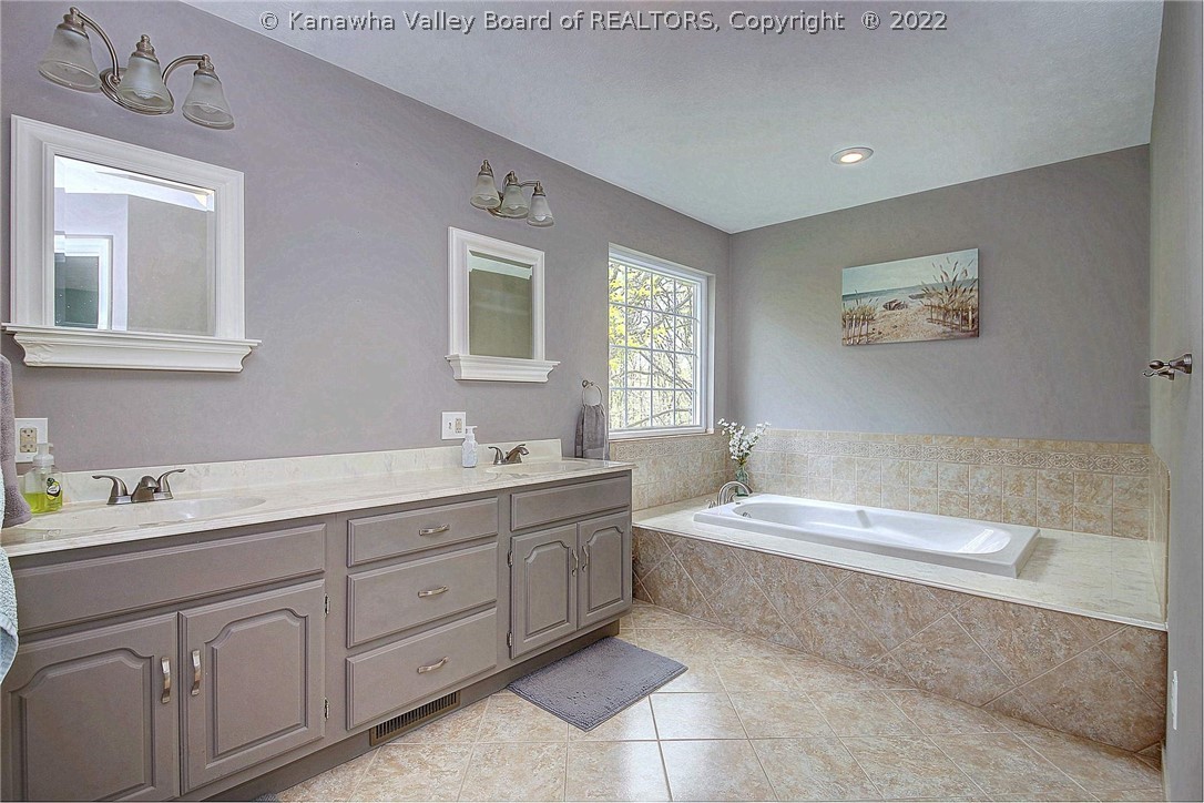 141 Summit Ridge Road Hurricane, WV 25526 - Photo 32 of 46 Gallery Image 32
