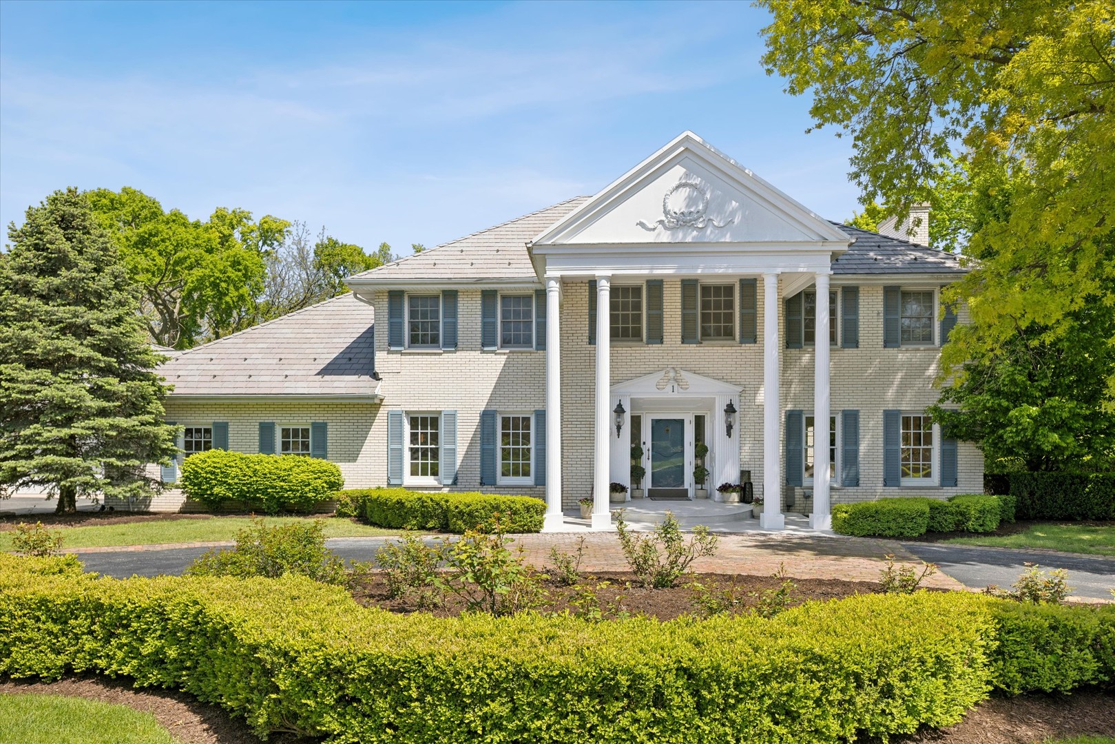 1 Charleston Road Hinsdale, IL 60521 - Photo 1 of 50
