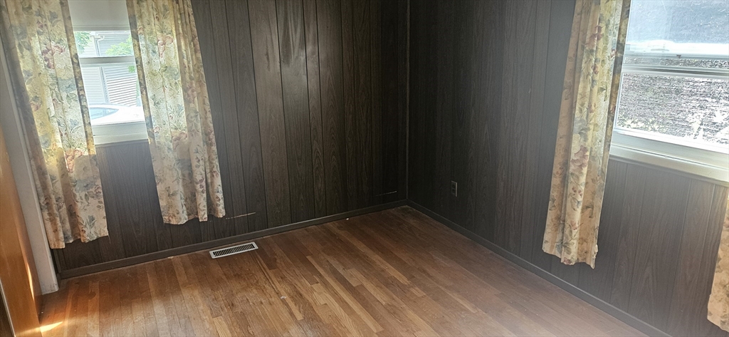 15 Dodge Road Boston, MA 02136 - Photo 13 of 21