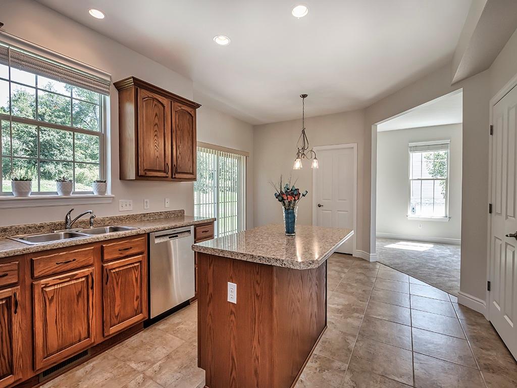 143 Julia Road Sarver, PA 16055 - Photo 8 of 25