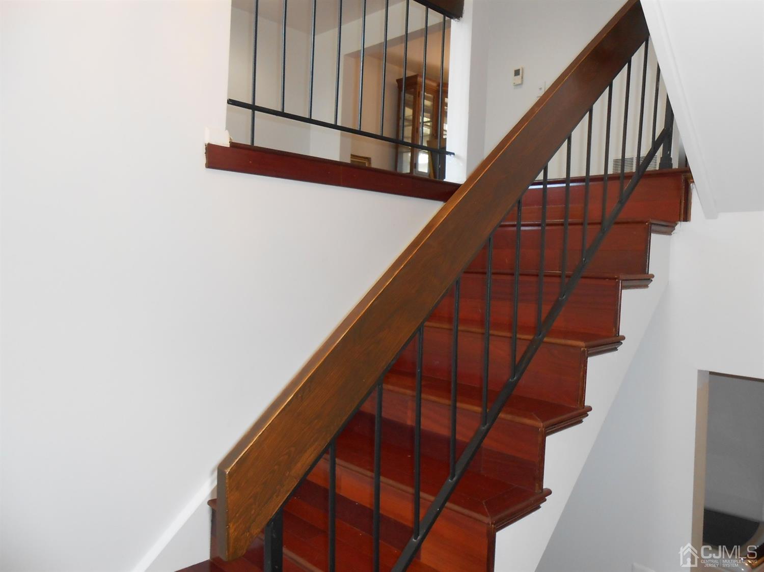 7206 Hana Road Edison, NJ 08817 - Photo 23 of 26 a view of entryway