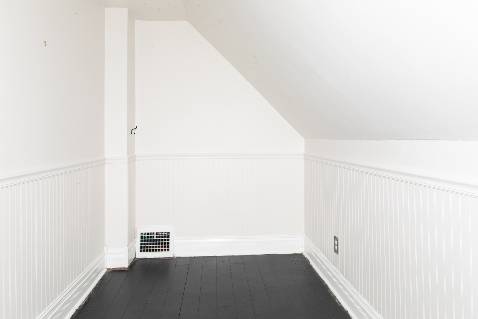 544 24th Avenue Moline, IL 61265 - Photo 16 of 24 a view of a small space
