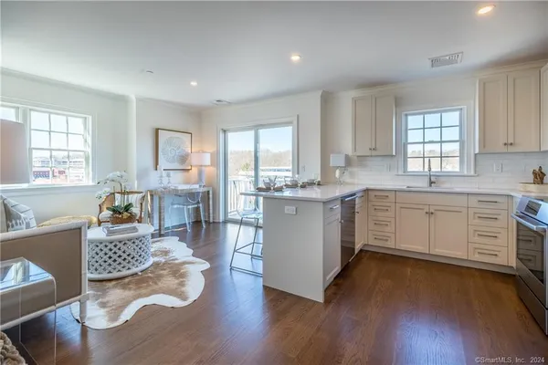 $5,250 | 201 Main Street, Unit 203, Westport, CT 06880