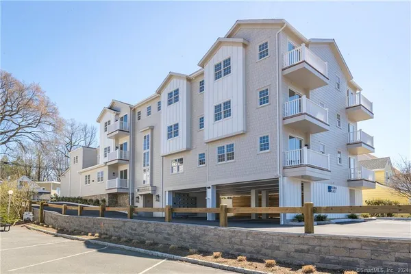 $5,250 | 201 Main Street, Unit 203, Westport, CT 06880