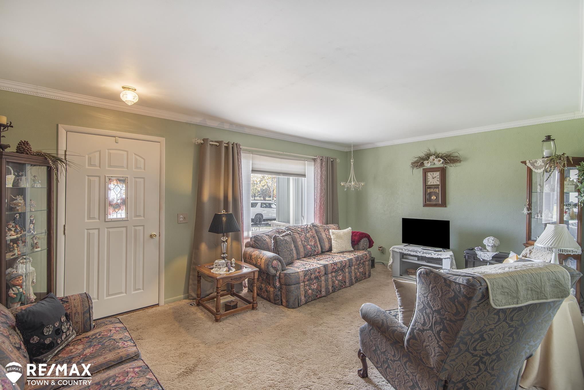 8158 Coldwater Road Flushing, MI 48433 - Photo 6 of 26