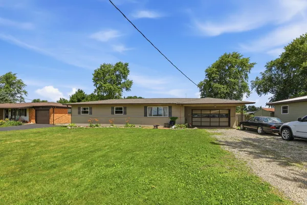 $219,900 | 520 East Pike Street, Kirklin, IN 46050