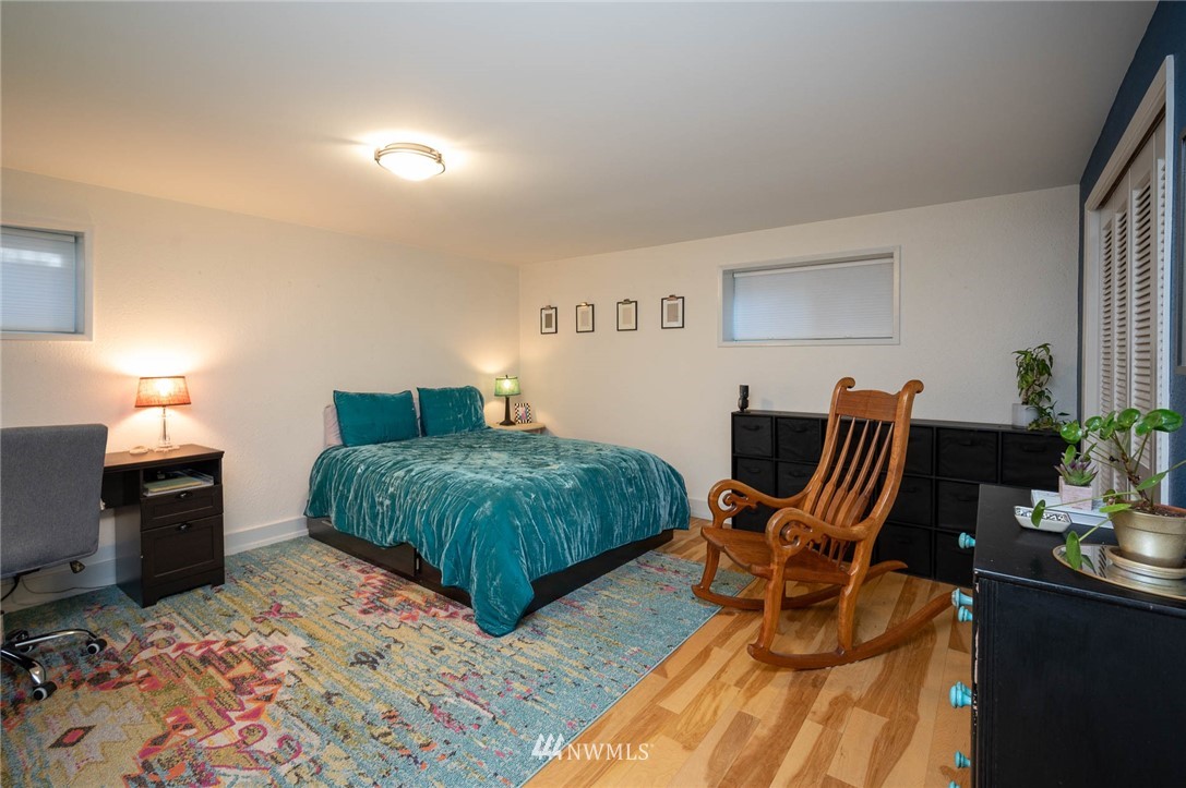 4735 Southwest Luana Beach Road Vashon, WA 98070 - Photo 28 of 38 Gallery Image 28
