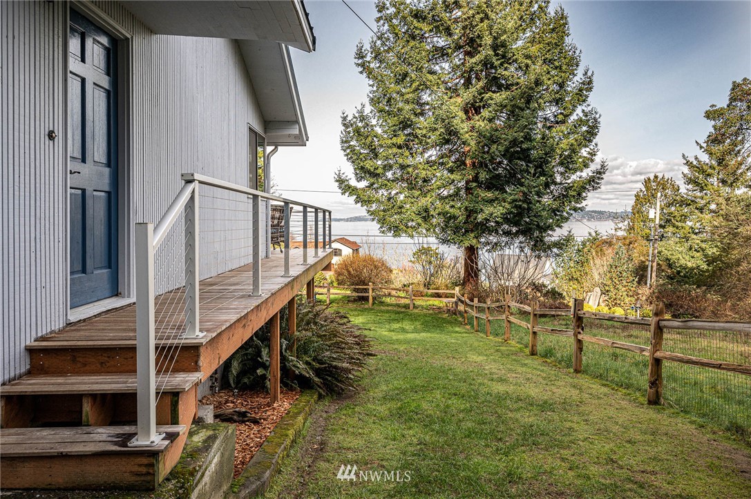 4735 Southwest Luana Beach Road Vashon, WA 98070 - Photo 33 of 38 Gallery Image 33