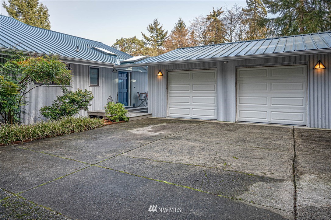 4735 Southwest Luana Beach Road Vashon, WA 98070 - Photo 35 of 38 Gallery Image 35