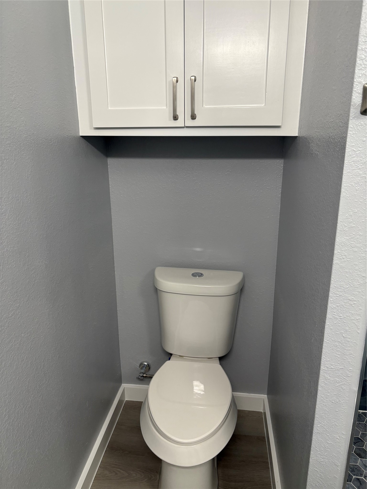 1809 Reese Street Houston, TX 77012 - Photo 12 of 23 a bathroom with a sink and a toilet