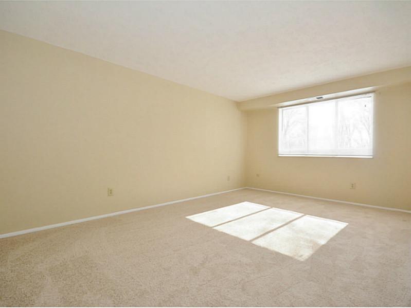 507 Hunters Path Road, Unit 24D Bridgeville, PA 15017 - Photo 14 of 25 Master Bedroom.