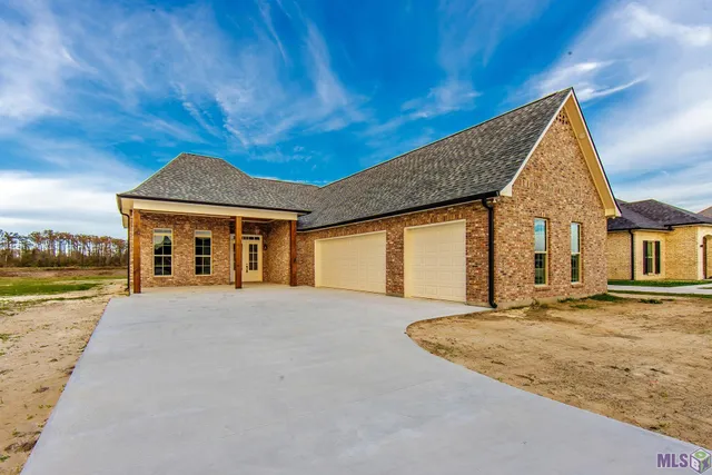 $578,000 | 373 Independence Drive, Houma, LA 70360