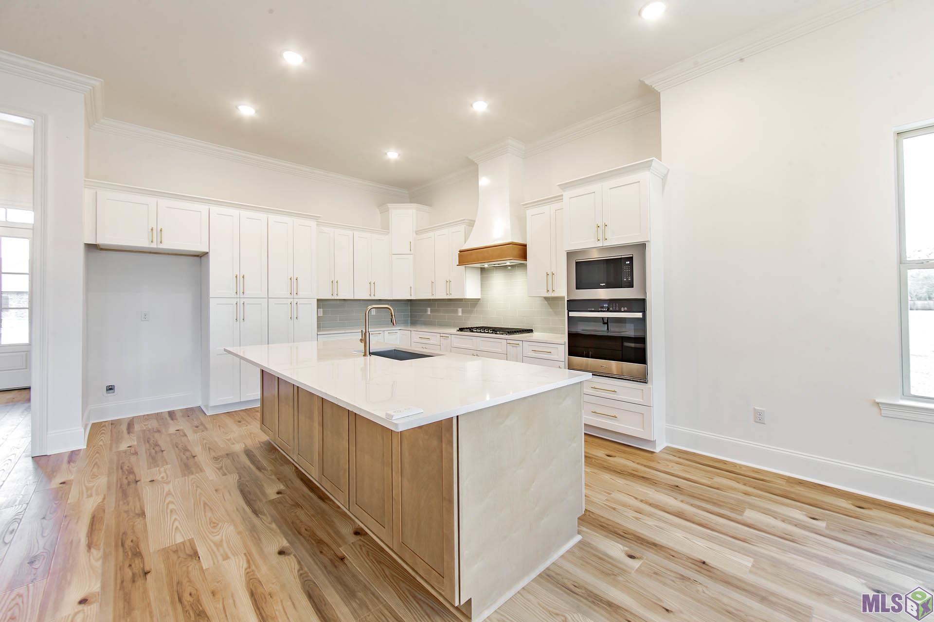 373 Independence Drive Houma, LA 70360 - Photo 3 of 12