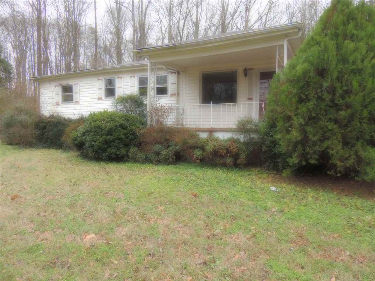 709 Bryant Road Inman, SC 29349 - Photo 2 of 4