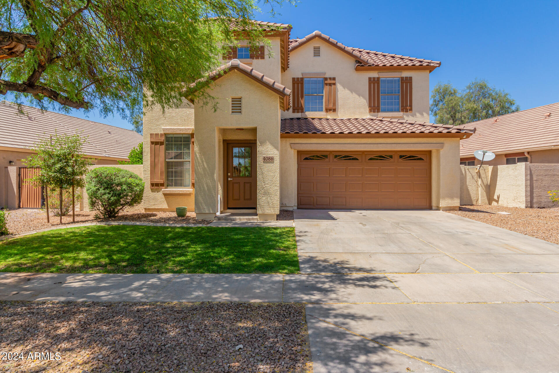 4086 East Rustler Way Gilbert, AZ 85297 - Photo 3 of 48 4086 E. RUSTLER WAY