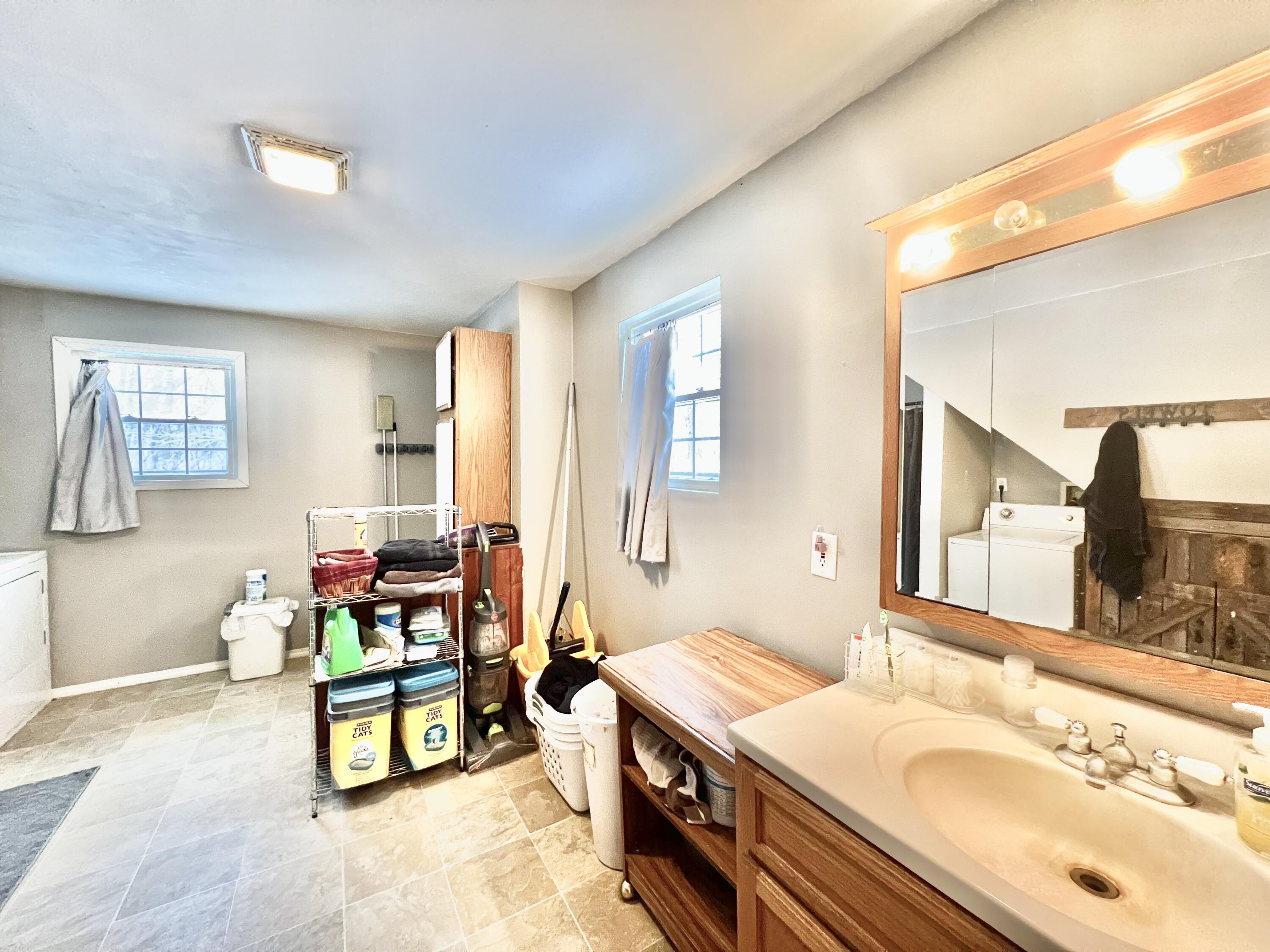 3151 East Bacon Road Hillsdale, MI 49242 - Photo 24 of 43 FullSizeRender